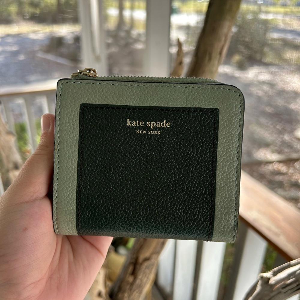 Kate Spade Green Two-Tone Small Wallet